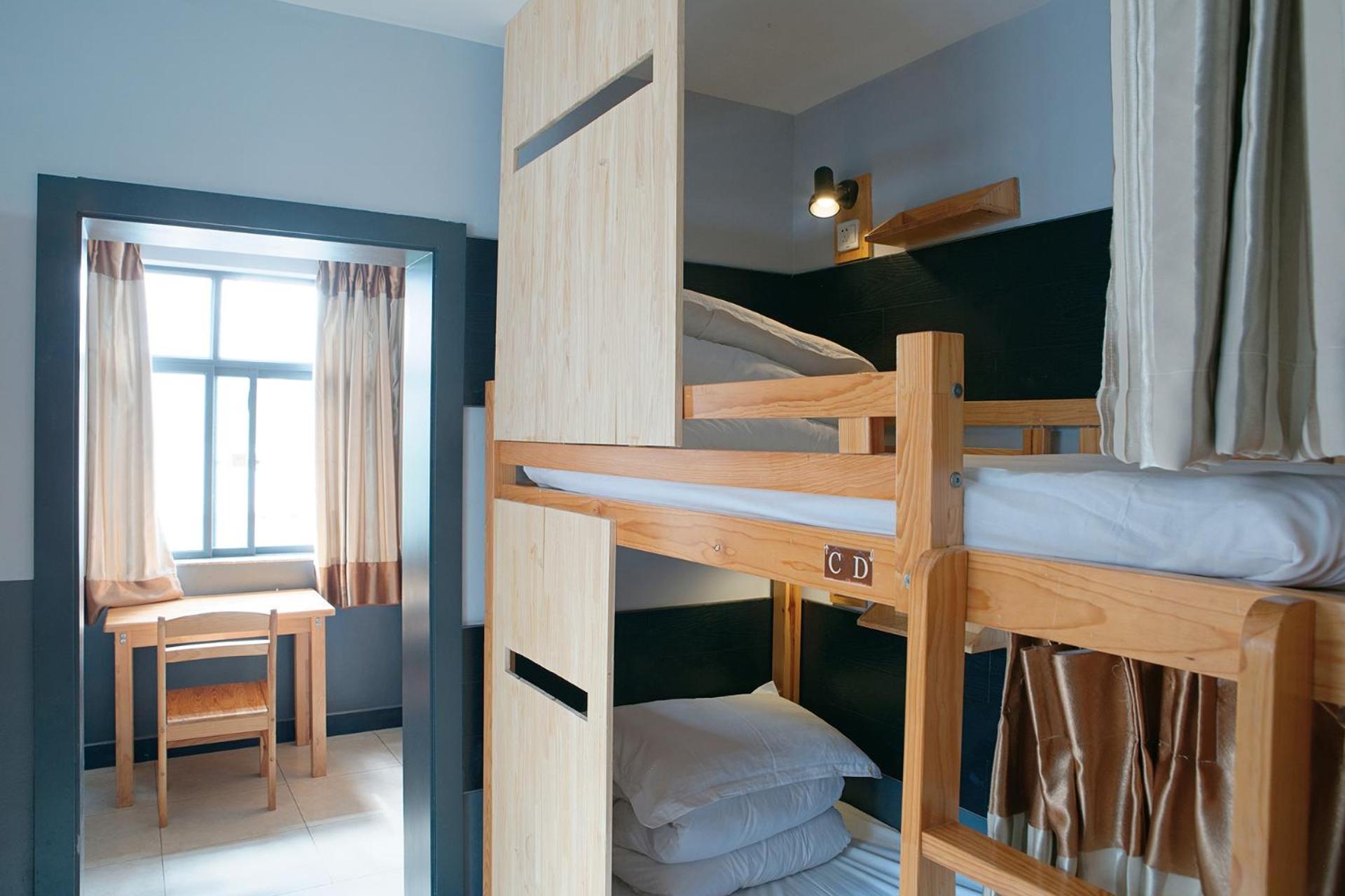 Kunming Upland International Youth Hostel Near The City Center ,2 Mins Walk To The Subway, 2 Mins Walk To The Green Lake, Close To Yuan Tong Temple, Old Street, Yunnan University, Convenient Payment And Visa Cards Are Accepted Eksteriør bilde